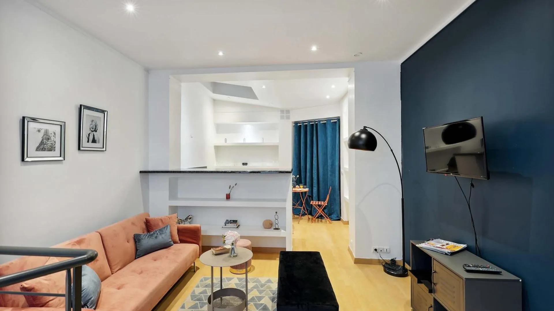 Chic Modern Duplex Adjacent To Musee D'Orsay & Rodin Museum Παρίσι 0*,  Γαλλία