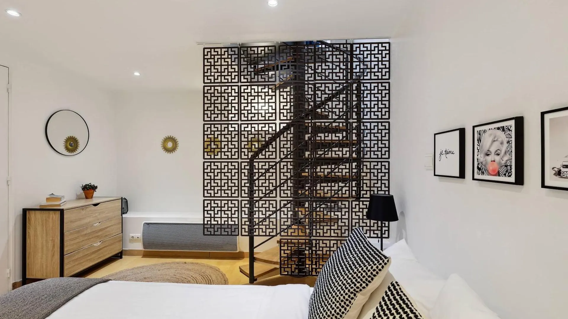 Chic Modern Duplex Adjacent To Musee D'Orsay & Rodin Museum Paris 0*,  France